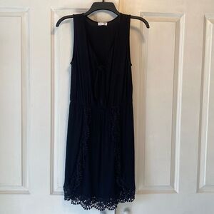 Eyeshadow Women's V Neck Dress